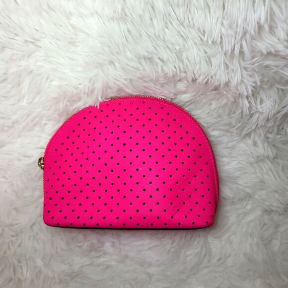 COPY - Authentic Michael kors toiletries bag NWOT - Picture 2 of 6